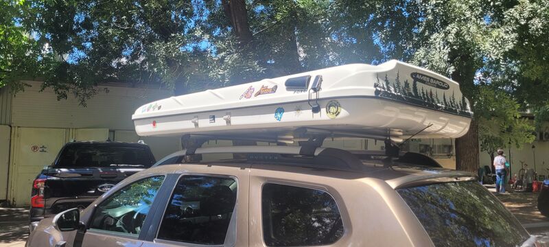 Cort auto James Baroud Evasion M -Dormi sub stele, nu sub facturi la hotel